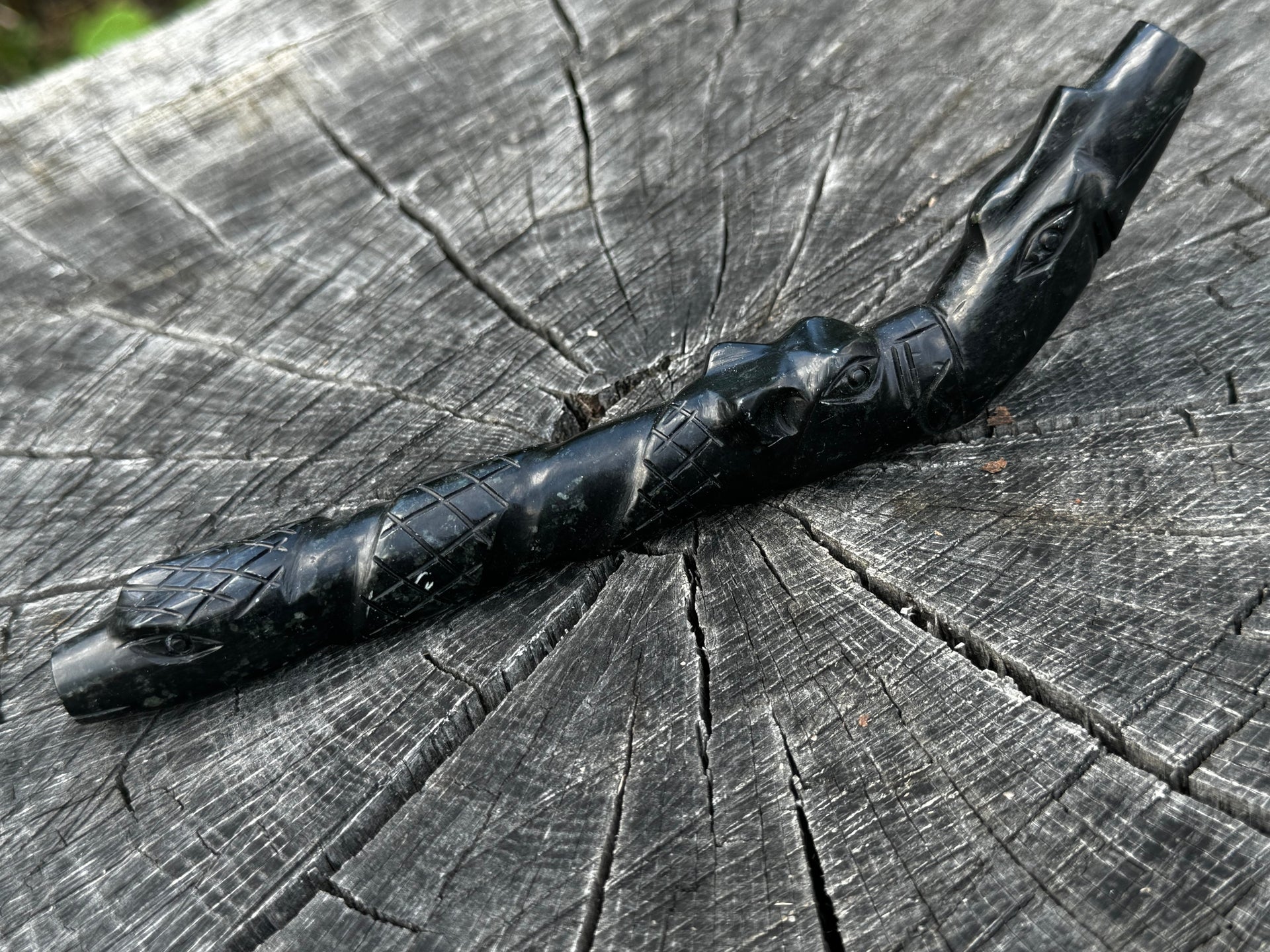 Stone Totem Tepi