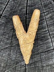 Vine Wrapped Kuripe
